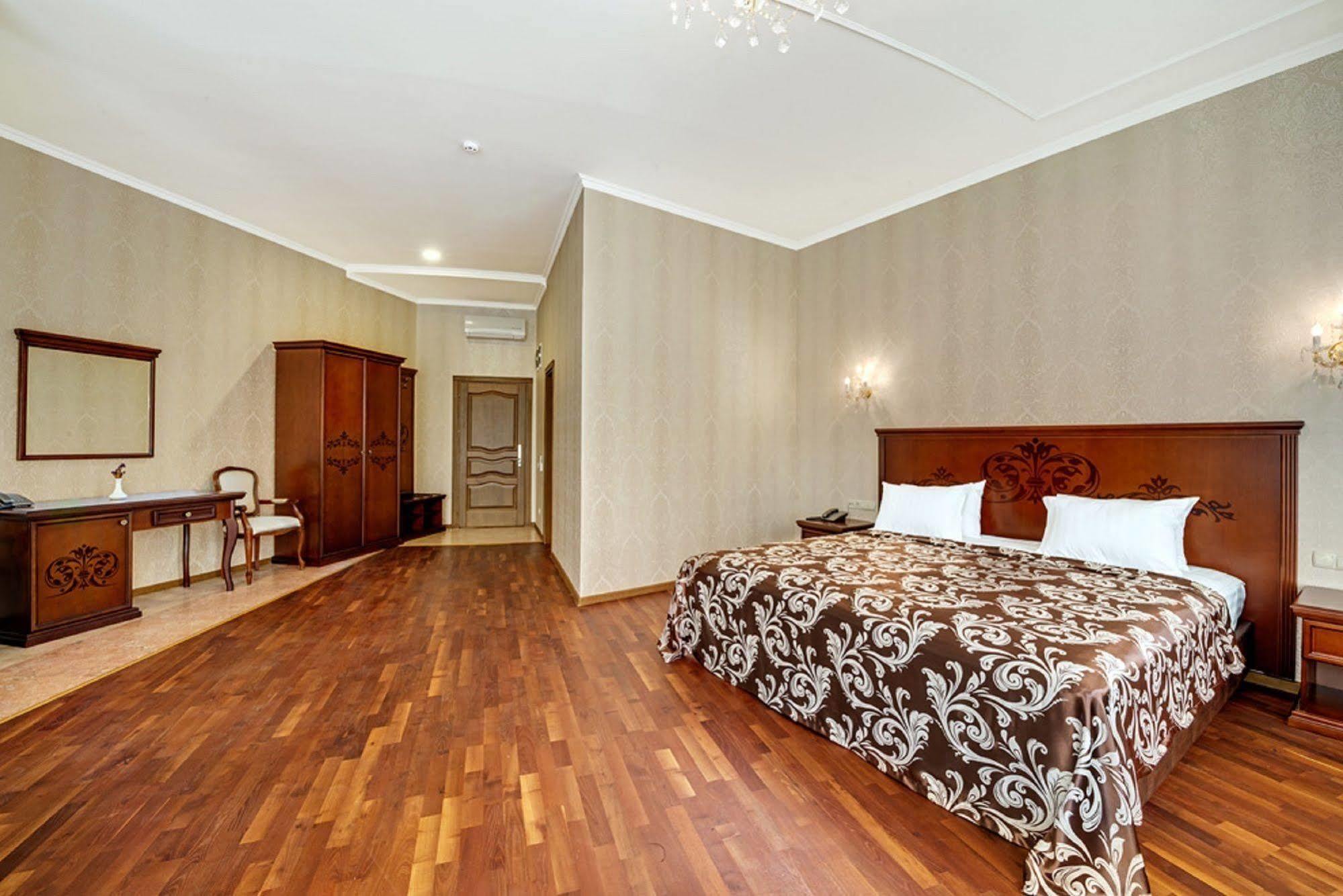 Black Sea Hotel Kyiv Exterior foto